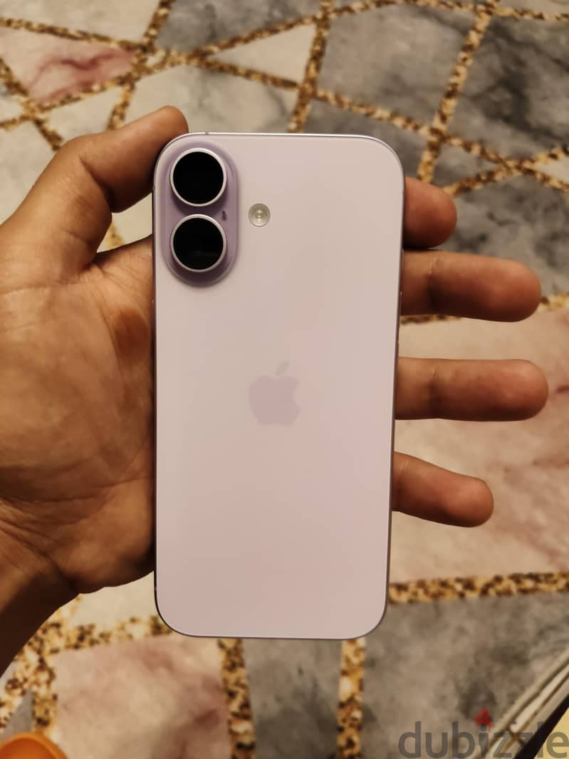 Apple - iPhone 17 4