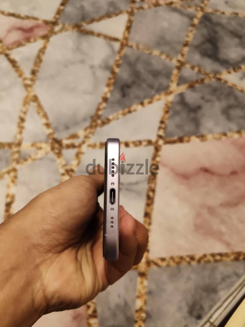 Apple - iPhone 17 5