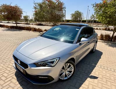 Seat Leon 2024 sunroof- فابريكا صيانه توكيل