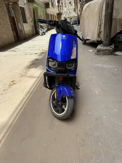سكوتر كهربا فيجوري سوبر ليون