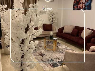 شقة  للايجار مفروشة  بالكامل فرش  جديد بالتكيفات  بسعر مميز جدا في جنة اكتوبر