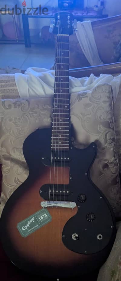 electric guitar with bag and chord not used