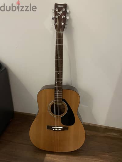 Used Yamaha F310 acoustic guitar + bag and picks