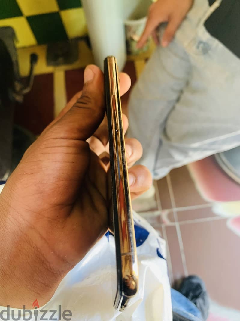 Apple - iPhone XS Max 2