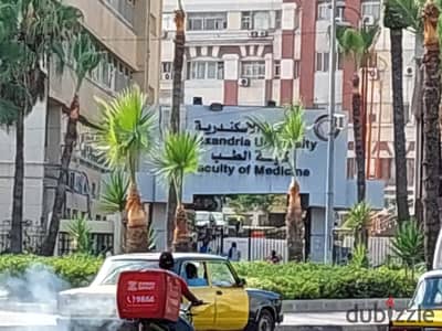 شقة للايجار المفروش في السلطان حسين بالقرب من كلية الطب و مجمع الكليات