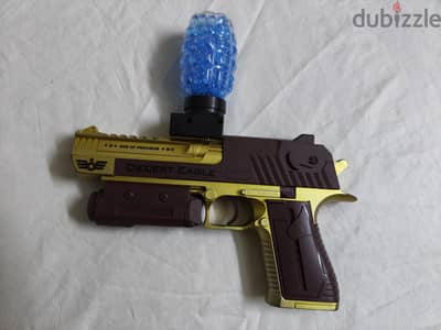 مسدس جيل