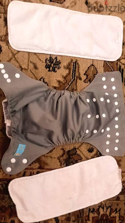 حفاضات قماشيه
