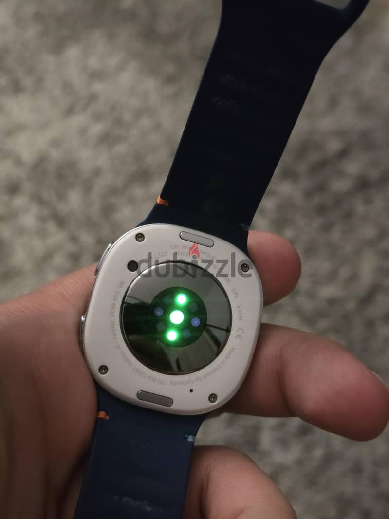 Galaxy Watch 8  (Middle East Version) GPS Smartwatch silver 4