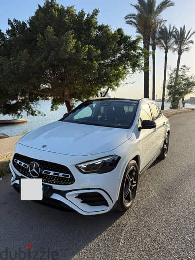 Mercedes-Benz GLA 200 AMG 2024 | 9,000 KM | Imported