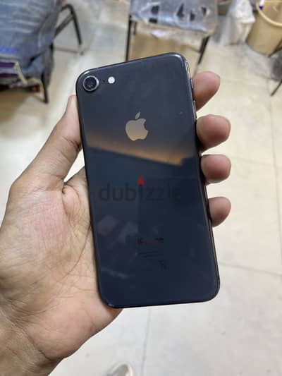 آبل - آيفون 8