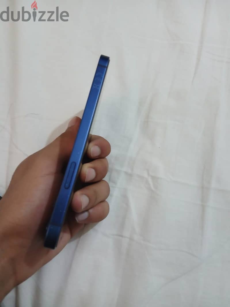 Apple - iPhone 12 6