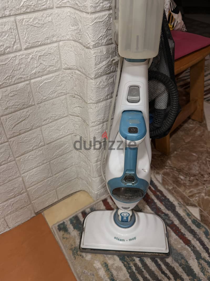 Steam mop black & decker used 4