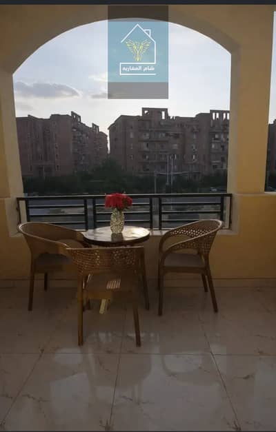 Twin house villa for sale in the Al-Yasmine Compound, Sheikh Zayed; includes air conditioning, kitchen, and appliances.