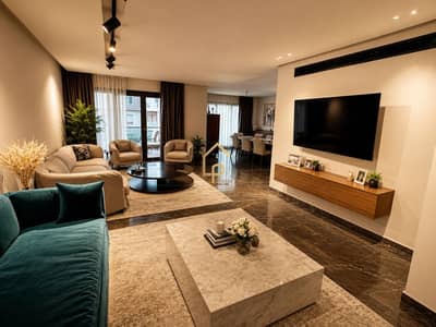 Penthouse 310m for Sale in Pyramids Heights