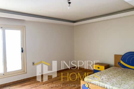 Administrative Office for Rent – 245 sqm – Modern Buildin