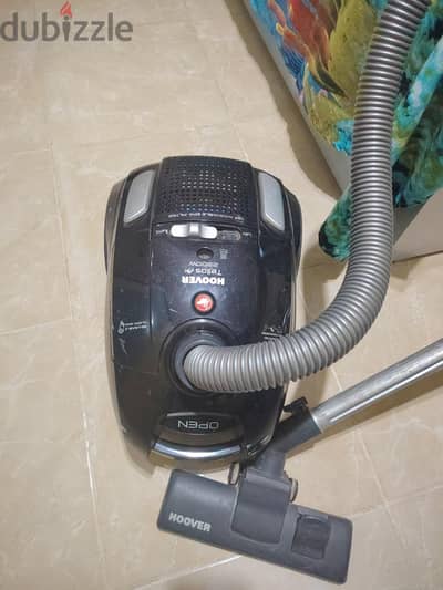 مكنسة كهربائيةhoover