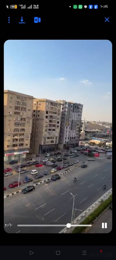 Apartment for rent in a prestigious location in One Katameya Compound, directly on the ring road, Mohamed Zaki Square. The apartment is semi-furnished and includes air conditioning and a kitchen.