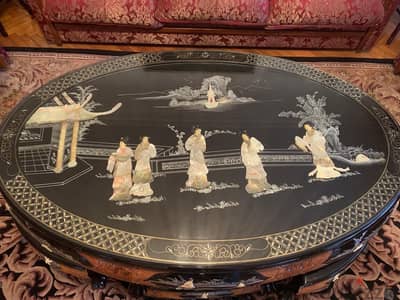 Chinese table with mother pearl