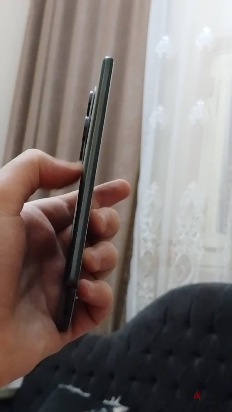 Xiaomi Redmi Note 14 Pro 4