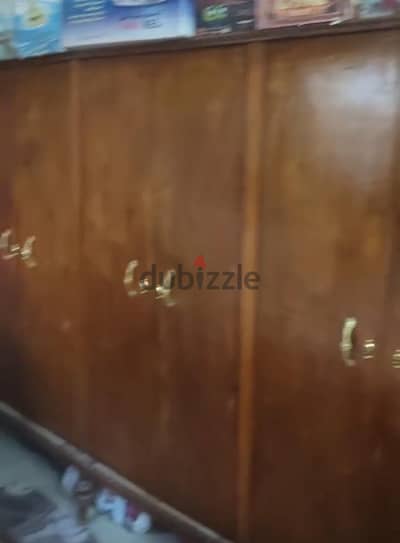 غرفة نوم زان قديمه