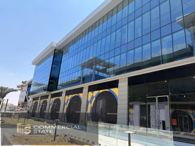 Office at Golden Gate 1500m for Rent -New Cairo