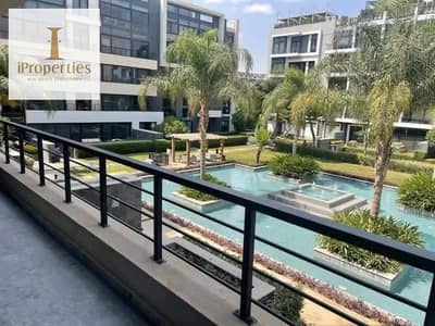 Fully finished 3 beds water way front of AUC