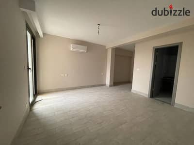 Apartment for rent in Azad Compound direct view of the pool