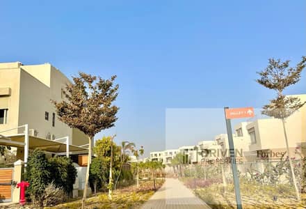 فاميلي هاوس بالتقسيط  Phase 3 للبيع في كمبوند ذا كراون بالم هيلز The Crown Compound Palm Hills جولف اكستينشن 6اكتوبر الجيزه