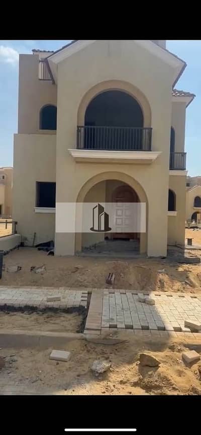 توين هاوس بسعر محروق في اميز لوكيشن بكمبوند سراي مرحلة كفانا ليك بجوار مدينتي Cavana Lake