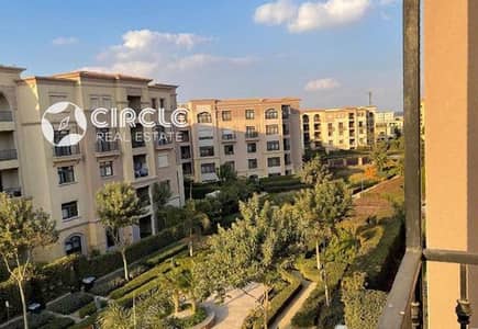 شقة ١٨٦م بموقع مميز للإيجار في كمبوند Mivida التجمع الخامس Fifth Settlement القاهرة الجديدة New Cairo بالقرب من الجامعة الأمريكية Near AUC
