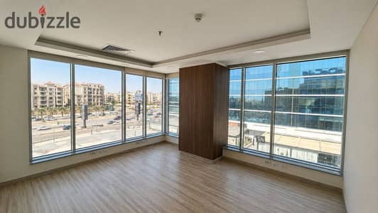 Prime location office for rent 173m, air-conditioned at Trivium Square / New Cairo