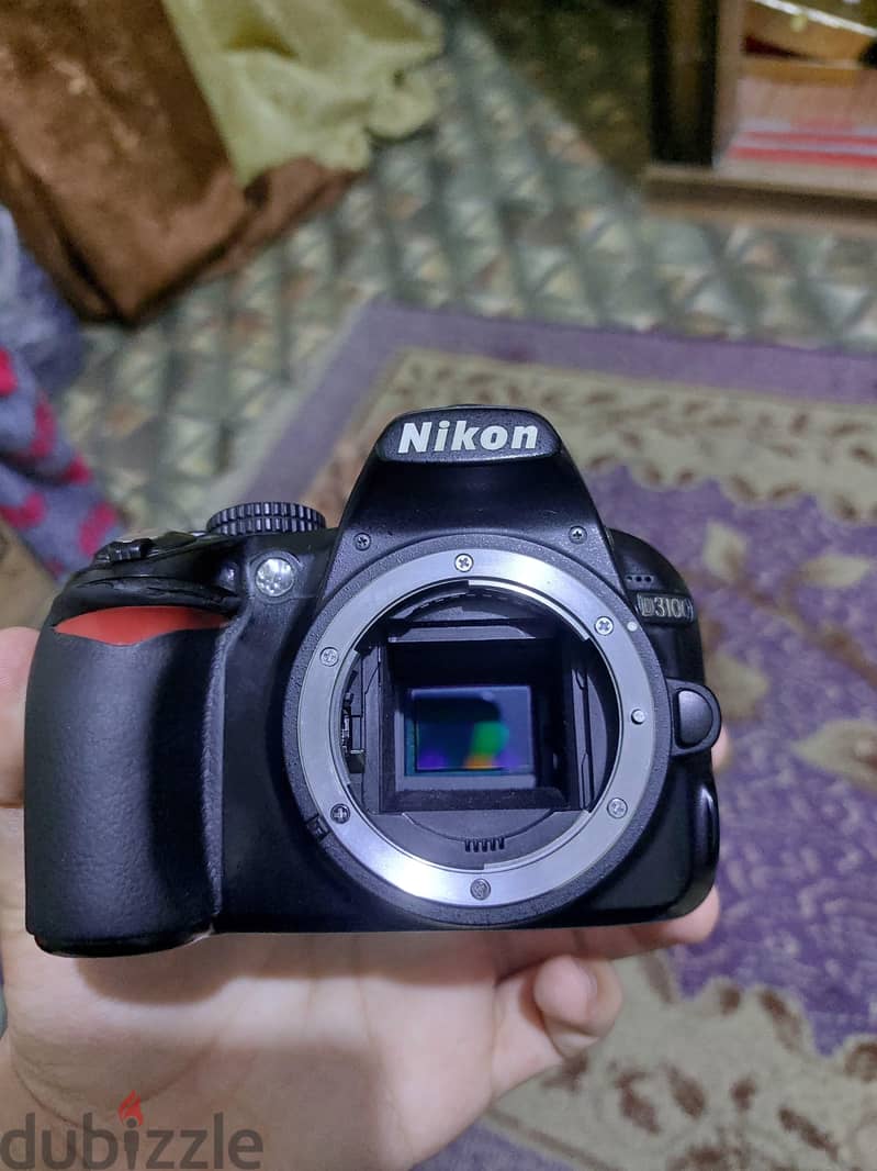 Nikon D3100 2
