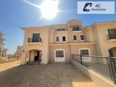 Villa 282m for sale in city gate new cairo Prime location | Ready to move