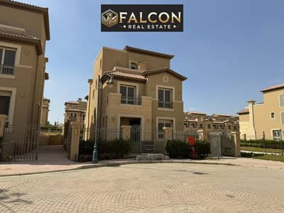 Luxury townhouse ready to move on Ring Road near Patio Oro and Hyde Park Fifth Settlement mins to the heart of The new administrative capital