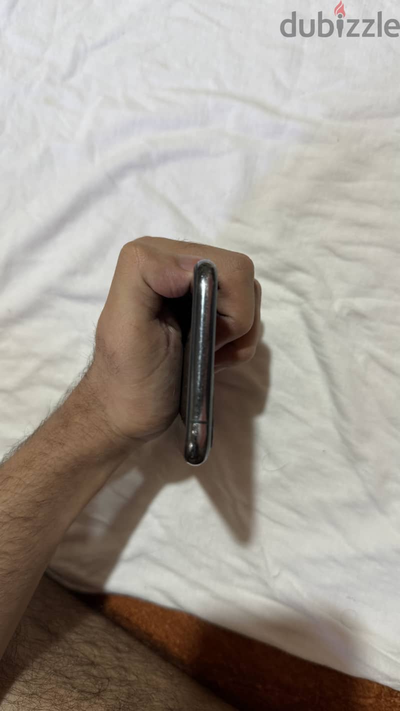Apple - iPhone 11 Pro 3