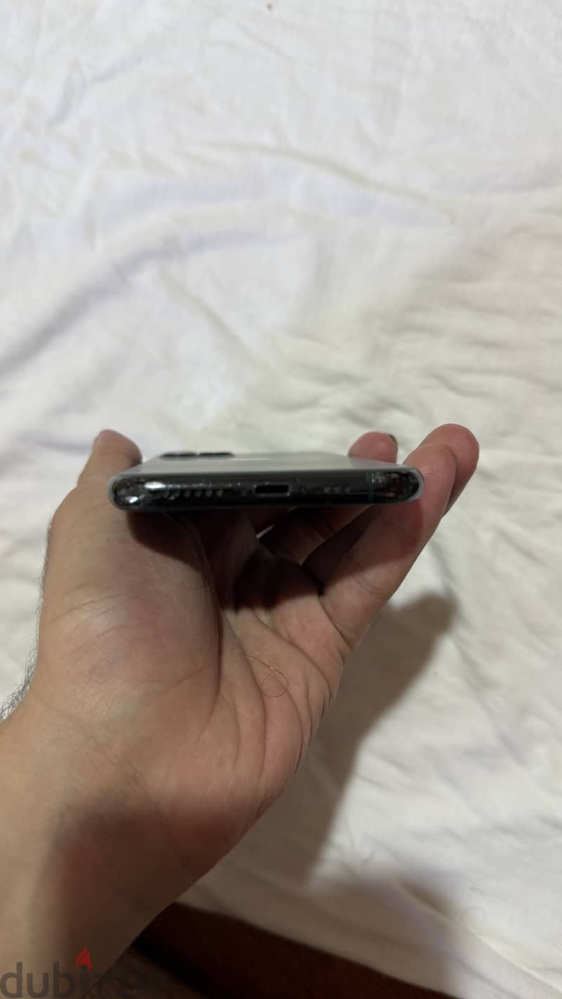 Apple - iPhone 11 Pro 4