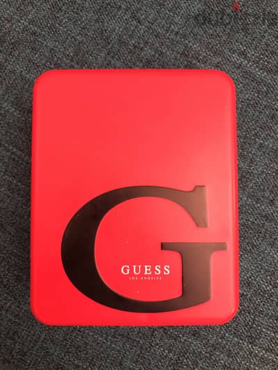 محفظة رجالي جلد طبيعي ( GUESS ) من امريكا