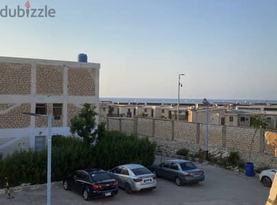 للبيع في قرية الطيران في الساحل الشمالي الكيلو ٤٣ من المالك