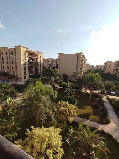 Apartment for rent according to the law in Al-Rehab City, area 99m, phase nine, wide garden view, repeated floor