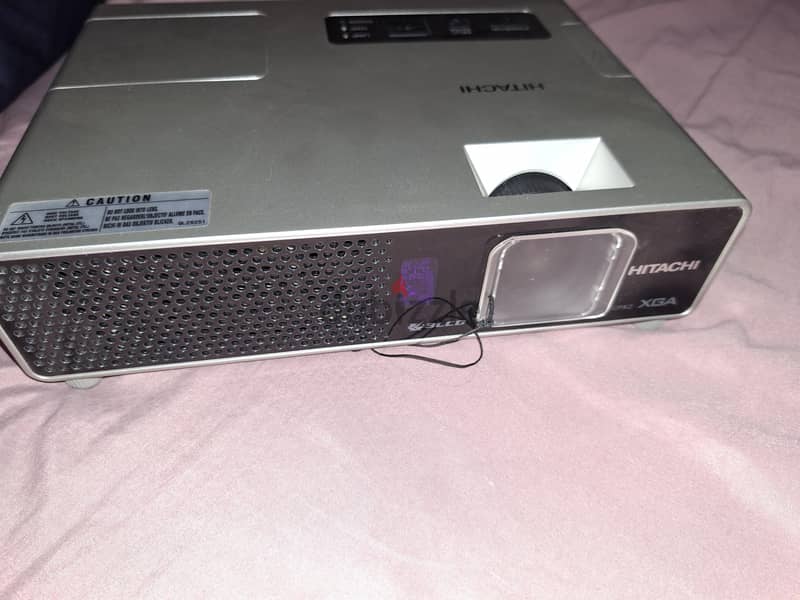 Hitachi Projector 1