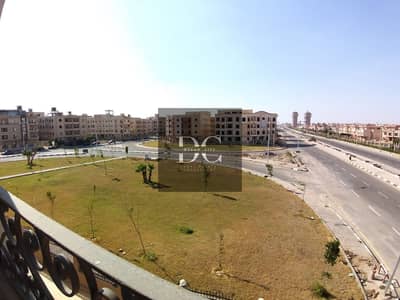 شقة للإيجار 320م في الشروق 2 – مساحة كبيرة وموقع مميز