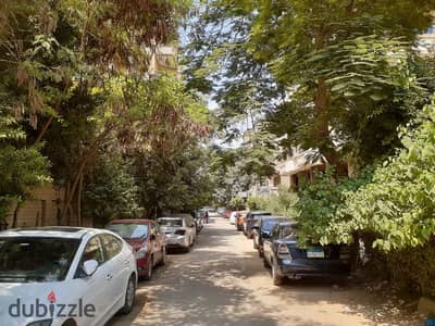 Investment Property for Sale – Officially Registered Land Plot of 471 sqm with an Existing Building in a Prime Strategic Location