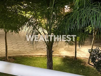 شقة للبيع كاش في B10 مدينتي مفروشة بالكامل ومجهزة بالأجهزة تشطيبات طلعت مصطفى بجوار All Seasons Mall