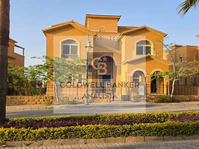 Luxury 5 Bedroom Villa for Sale in Dyar Arco New Cairo Direct Lakes View Ready to Move at the Best Market Price