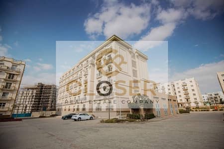 شقة للبيع بفيو علي اللاجون بنص السعر بأقوي community و خدمات في كمبوند ( Hyde Park ) new Ciro + خطط سداد مرنة بأقساط حتي 10 سنوات