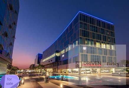 عيادة متشطبة بالكامل بالتكييفات للإيجار في كابيتال بيزنس بارك الشيخ زايد     Capital Business Park Sheikh Zayed