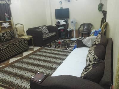 شقه دور ارضي منخفض بجوار محكمه مصر الجديده سكني