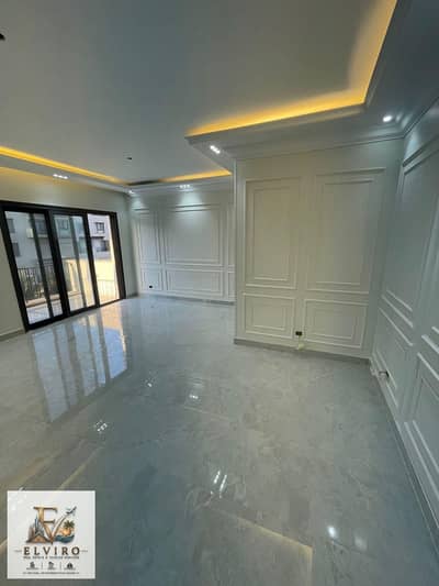 شقة مودرن 3 غرف نوم للإيجار بإيستاون – تصميم راقي وموقع متميز