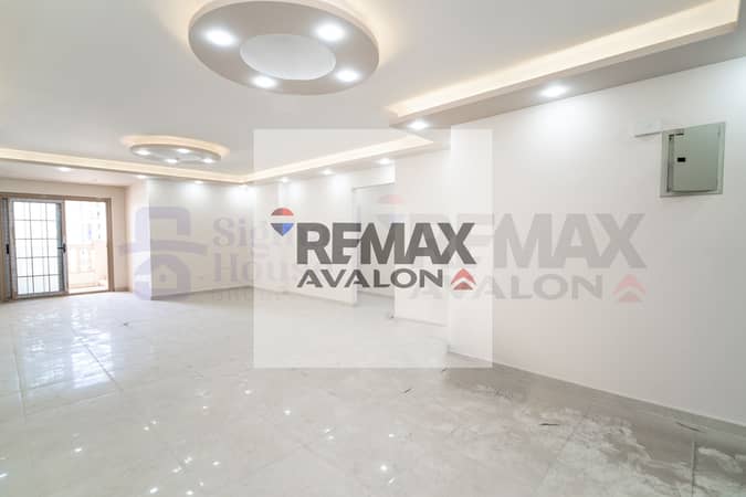 Apartment for sale 170 sqm in the most upscale areas of Smouha (May 14 Road)