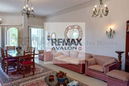 فيلا مفروشة بحديقة خاصة للإيجار في برج العرب – خصوصية كاملة